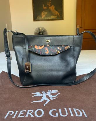 Borsa nera Piero Guidi a tracolla Magic Circus