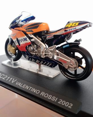 Modellino moto"Valentino Rossi"2002