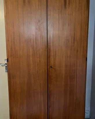 Mobile a due ante con 7 ripiani