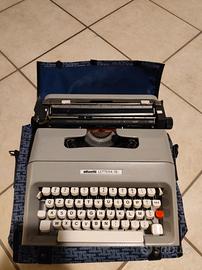 Macchina da scrivere Olivetti 35l