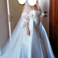 Abito da sposa come nuovo e smacchiato
