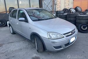 Ricambi Opel Corsa 1.2 benz 16V 80cv del 2005