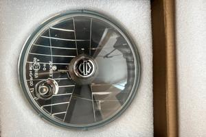 Faro anteriore/ supporto bobina/ cavi candele