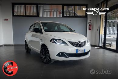 Lancia Ypsilon 1.0 FireFly 5 porte S&S Hybrid Gold