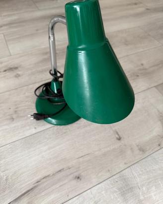 Lampada da scrivania snodabile