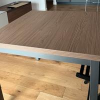 Tavolo quadrato allungabile