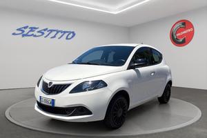 LANCIA - Ypsilon 1.0 firefly hybrid Silver s&s