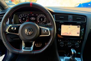  Golf 7.5 GTI 245 Cavalli Performance 