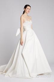 Abito sposa Antonio Riva modello Dalia 2024/2025