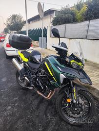 Benelli trk 702x