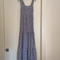Vestito con fiori