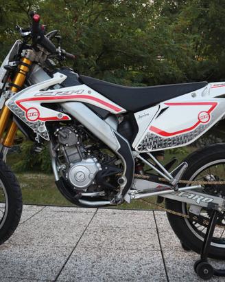 HM CRM F 125 X Derapage 4T – 2016