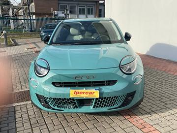 FIAT 600 Hybrid 110 CV DCT MHEV La Prima