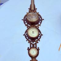 Stazione meteorologica vintage in stile barocco