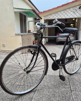 Bicicletta d’epoca da uomo — Febbraio 1953