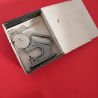 Spessimetro a quadrante