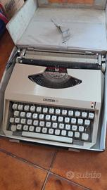 Macchina da scrivere vintage - Marca Antares Capri