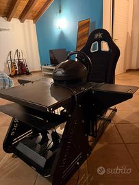 Similatore di guida thrustmuster