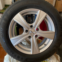Pneumatici invernali 215/60 R 16 e cerchi GMP