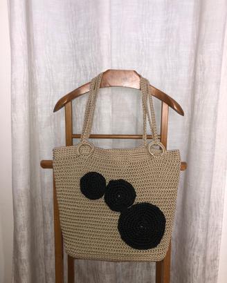 Borsa crochet a spalla fatta a mano all'uncinetto