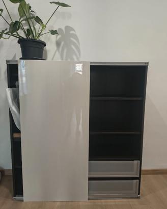 Libreria Ikea Besta con cassetto e porta scorrevol
