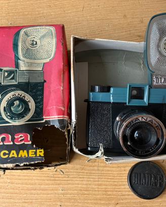 Fotocamera vintage Disna F Flash Camera anni 60