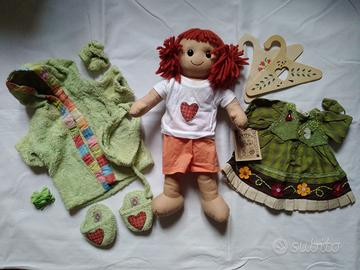 Bambola “My doll” con vestiti