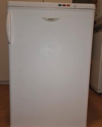  Congelatore Verticale