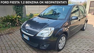 Ford Fiesta 1.2 16V 5p. Ghia