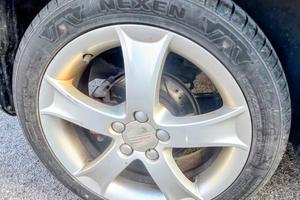 Gomme nuove con cerchi  usate 6 messi