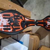 Skateboard due ruote