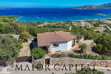 Cannigione | Villa con incantevole vista mare a 90