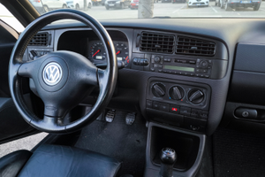 Auto d'epoca Golf 4 Cabrio con certificato ASI