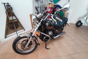 Moto d'epoca mfi senza diffeti tenuta bene