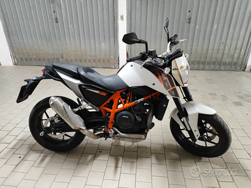 Ktm duke 690 2014