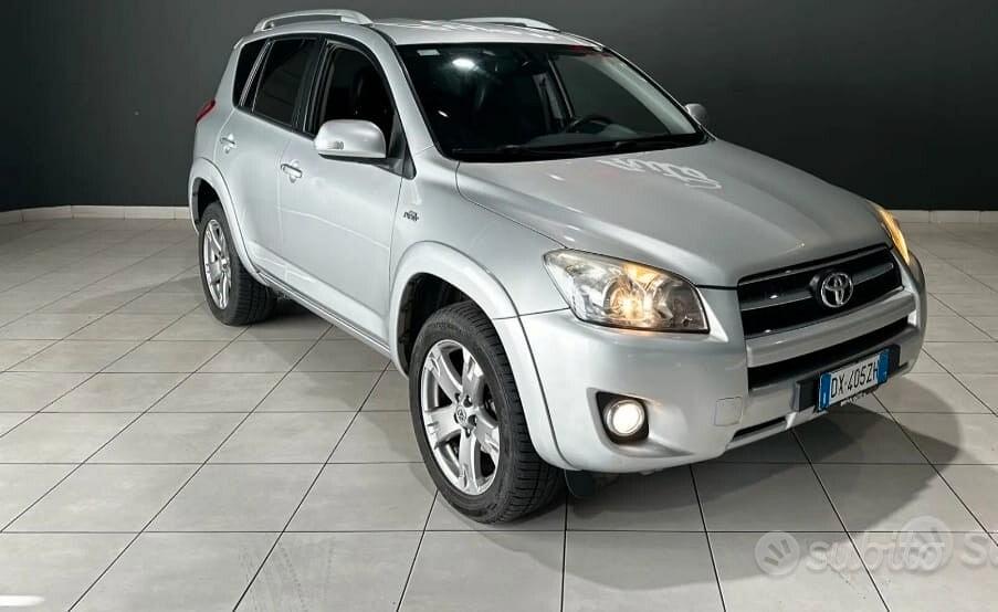 TOYOTA RAV4 3ª serie
