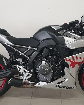 Suzuki GSX-8R naked