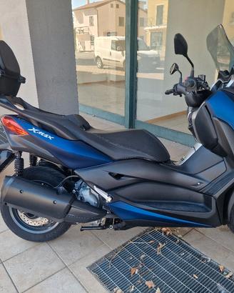 X-Max