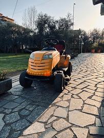 Trattorino tosaerba Stiga