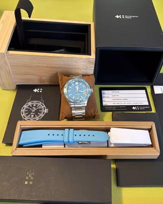 Christopher Ward C60 Trident Pro 300 40mm blu