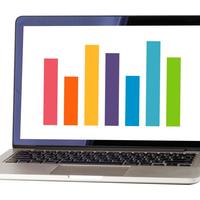 Diplomato in informatica e laureato in Economia