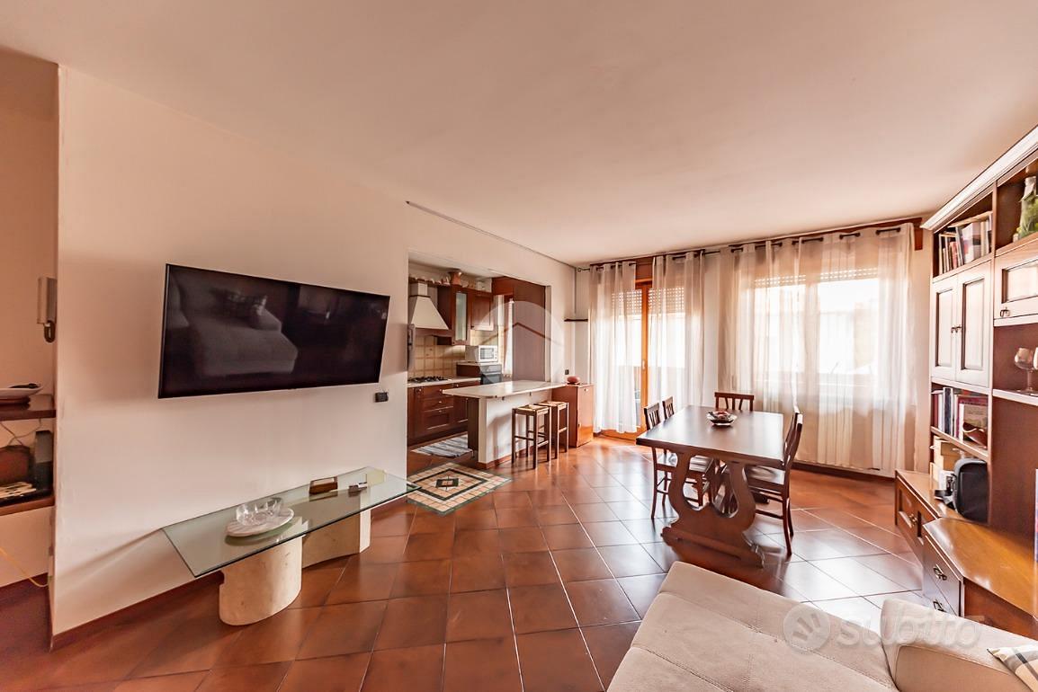 Apartment in Origgio, Cascina Sant'Eustorgio, Villa Regina - Vista 4