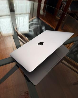 MacBook Air 13” Retina