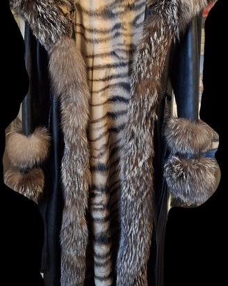 Montone in vera pelle.