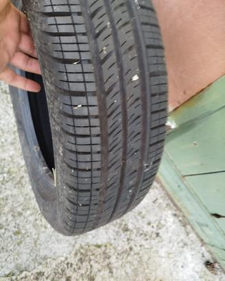 2 gomme Pirelli usate 175/65 R14