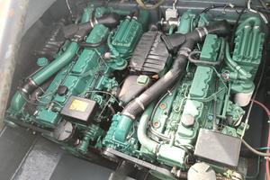 MOTORI ENTROBORDO KAD 42 e piedi pompieri completi