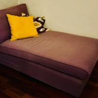 Chaise longue Kivik IKEA viola