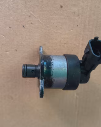 regolatore pressione pompa gasolio Saab 93 