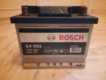 Batteria Auto Bosch S4 001 44Ah 12V Usata
