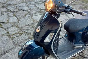 VESPA 250 GTS